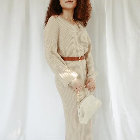 Oatmeal Lauren Oversized Sweater Dress - Picture 3 of 10